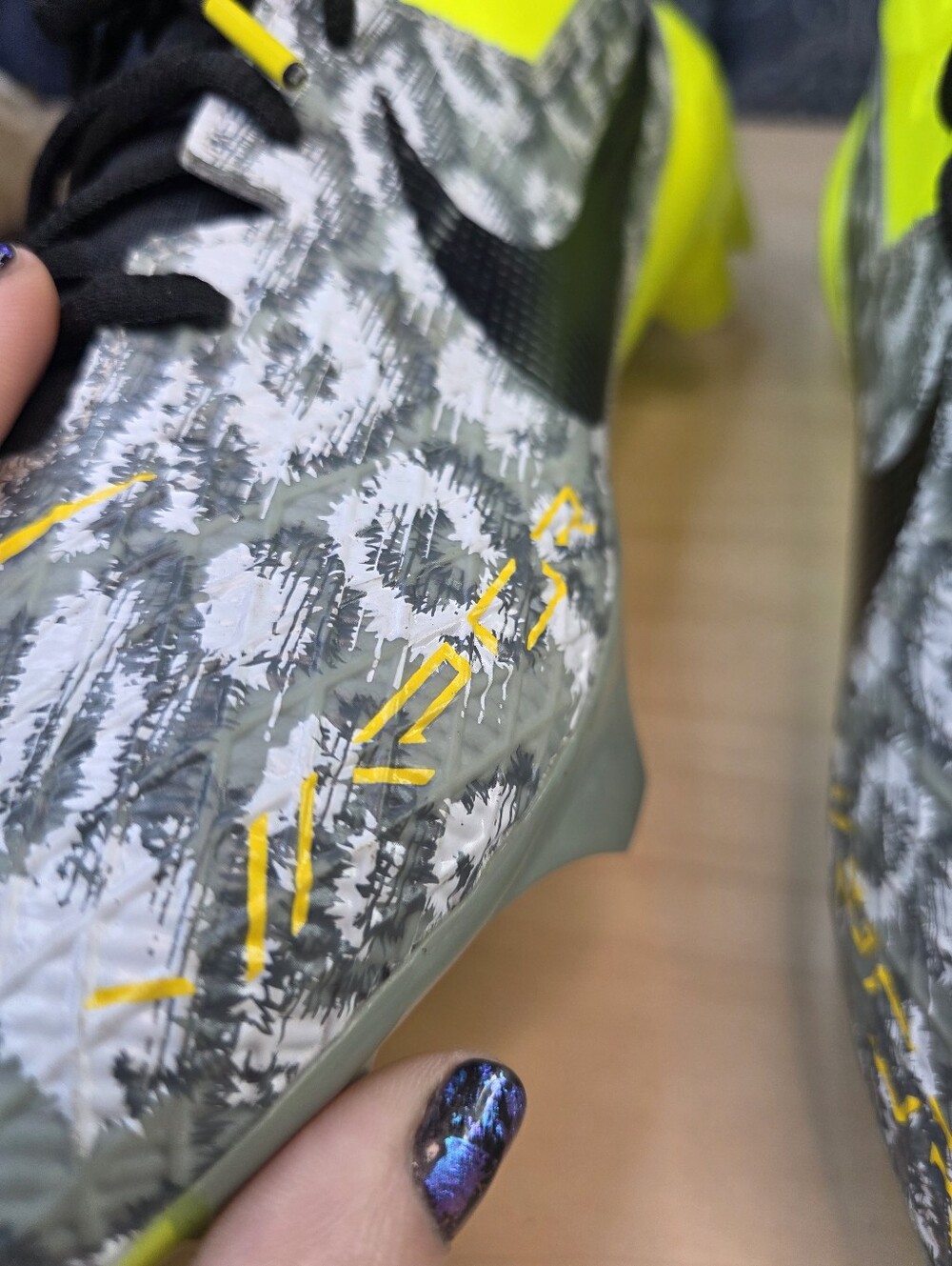 Nike Vapor Edge Elite 360 2 Football Cleats Mens 14 Volt Yellow Camo FB3347-703 - Picture 14 of 17